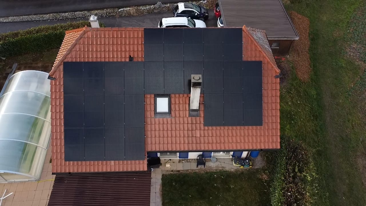 Panneaux photovoltaïques à Bollion
